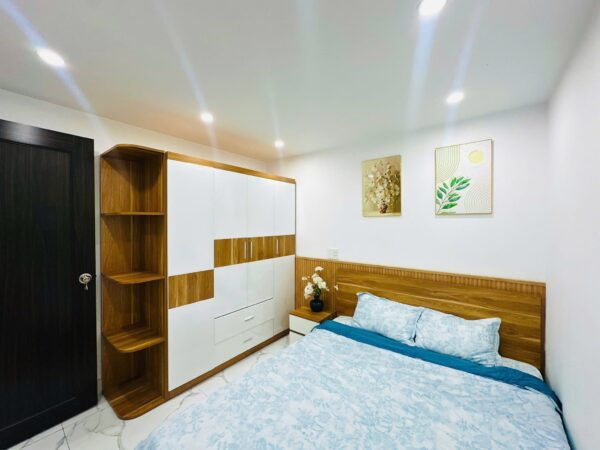 Nhà mê lửng 2 mặt kiệt ô tô Tôn Đản 3950