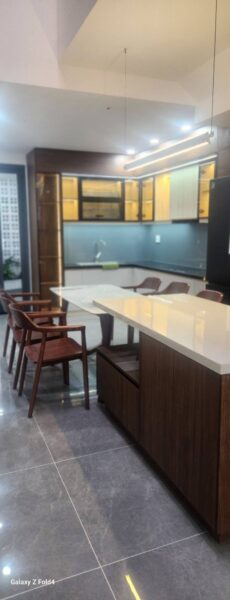 Nhà 3 tầng mặt tiền Phạm Đình Hổ 8900