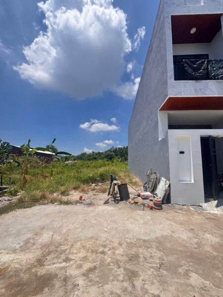 Đất kiệt ô tô Trinh Đường 80mv, 2850