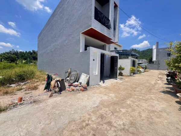 Đất kiệt ô tô Trinh Đường 80mv, 2850