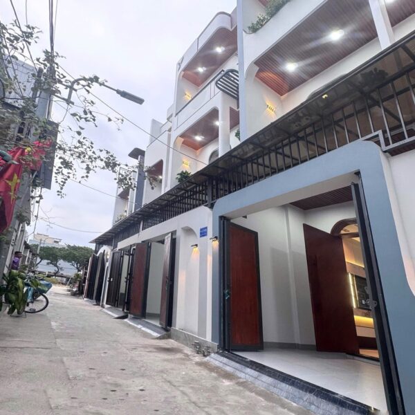 Nhà 3 tầng kiệt ô tô Trần Đình Tri 5400