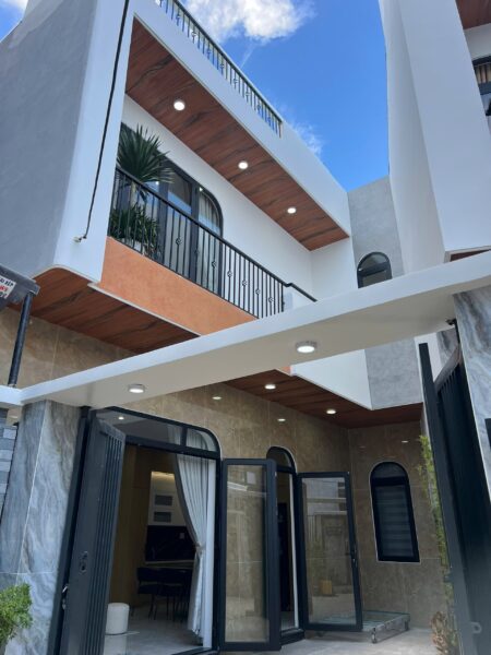 Nhà 2 tầng kiệt ô tô Tôn Đản 93mv 4580