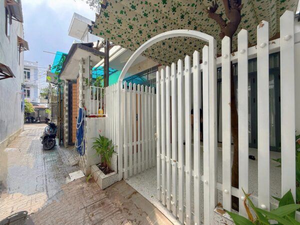 Nhà 3 tầng kiệt Núi Thành 66mv, 5550