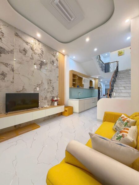 Nhà 3 tầng kiệt Núi Thành 66mv, 5550