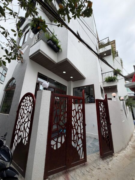 Nhà 3 tầng 2 mặt kiệt Dũng Sỹ Thanh Khê 5250