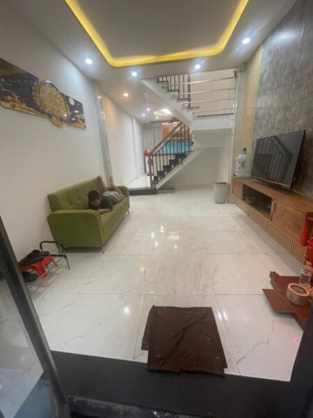 Nhà 2 tầng kiệt Lê Độ 3399