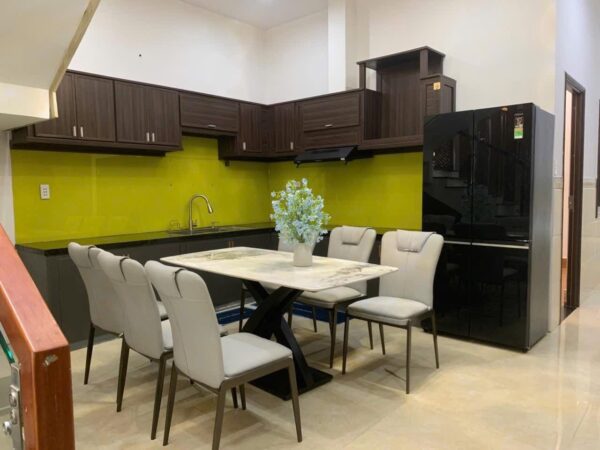 Nhà 2 tầng mặt tiền Phạm Thị Lam Anh, 5700