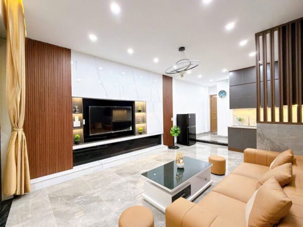 Nhà 2 tầng kiệt Nguyễn Văn Linh 4600