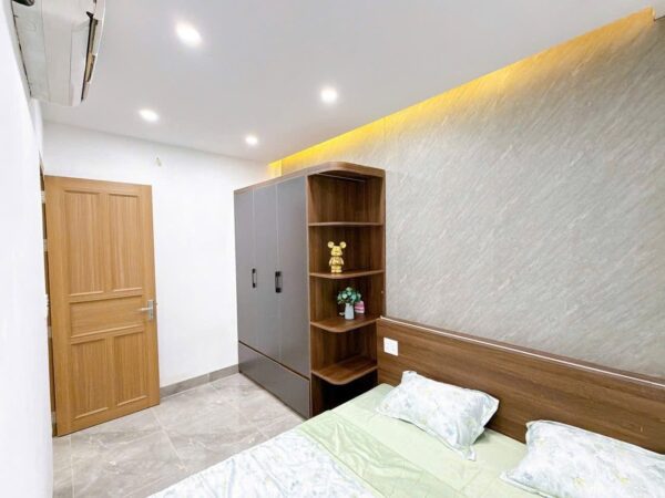 Nhà 2 tầng kiệt Nguyễn Văn Linh 4600