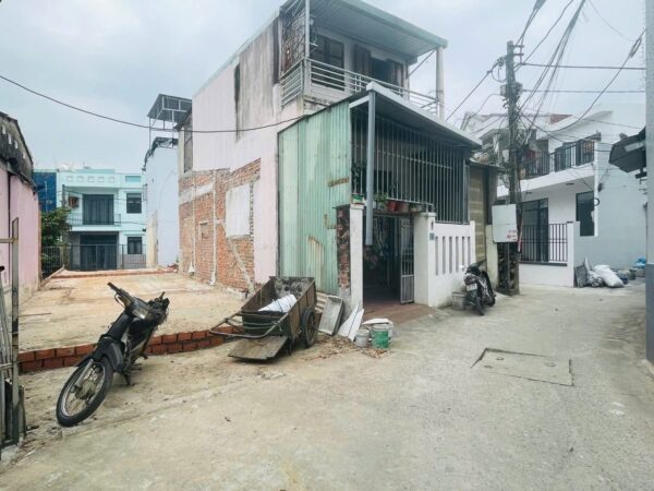 Đất kiệt ô tô Bình Thái 3 , 66mv, 2ty980