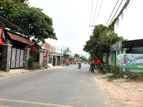 Đất kiệt ô tô Hoà Tiến 733mv, 4850