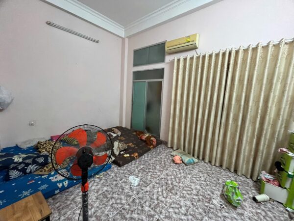 Nhà 3 tầng mặt tiền Hà Huy Tập 13ty9