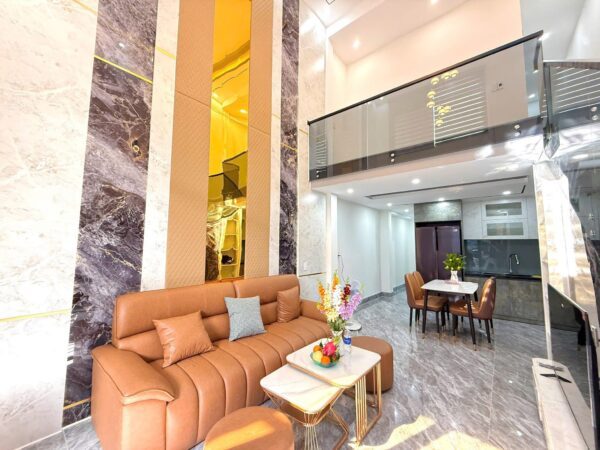 Nhà mê lửng kiệt Tôn Đản, 54mv, 3790