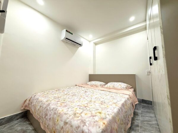 Nhà mê lửng kiệt Tôn Đản, 54mv, 3790