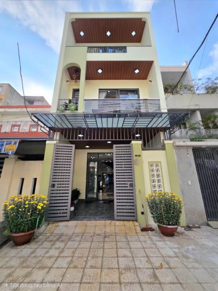 Nhà 3 tầng mặt tiền Nguyễn Đức Thiệu 8100
