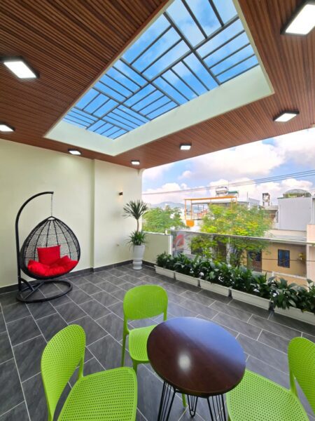 Nhà 3 tầng mặt tiền Nguyễn Đức Thiệu 8100