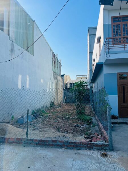 Đất mặt tiền Võ Quảng, 100mv, 5050