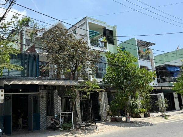 Nhà 2 tầng mặt tiền Lê Sao 90mv, 4900