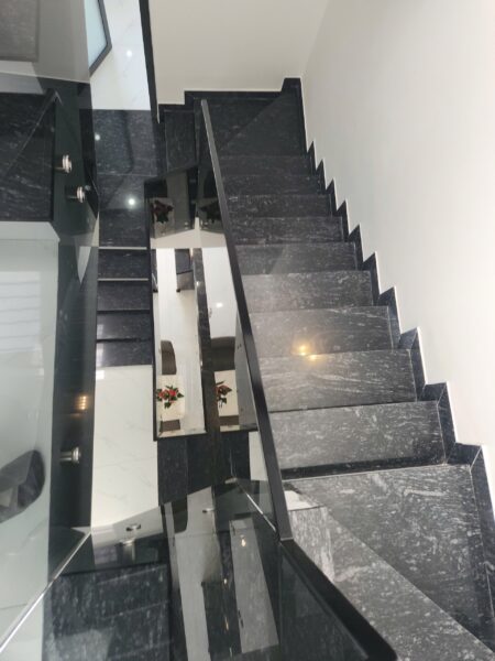 Nhà 3 tầng kiệt ô tô Tô Hiệu 84mv, 5690