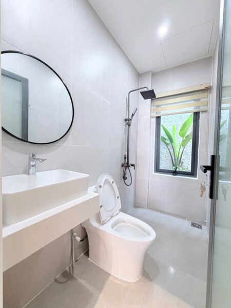 Nhà 3 tầng kiệt ô tô Bầu Năng 63mv, 5850