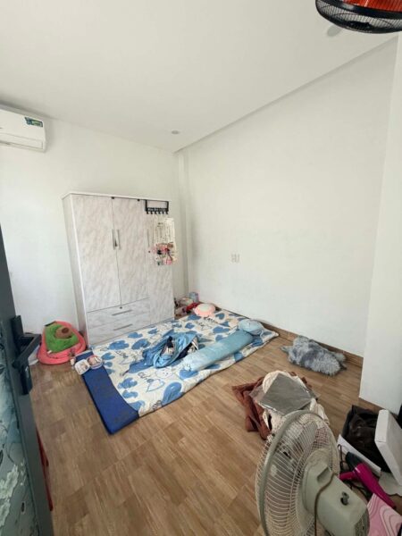 Nhà 4 tầng kiệt Lê Đình Dương 32.5mv, 4050