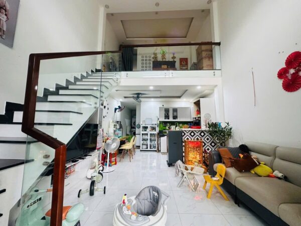 Nhà mê lửng kiệt Cù Chính Lan, 50mv, 3359