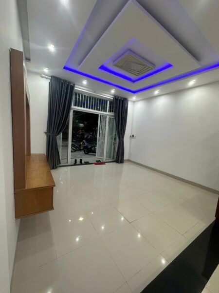 Nhà 3 tầng mặt tiền Bàu Năng 84mv, 7150