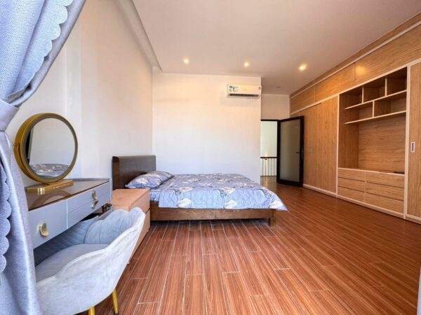 Nhà 2 tầng kiệt Nguyễn Huy Tưởng 4250