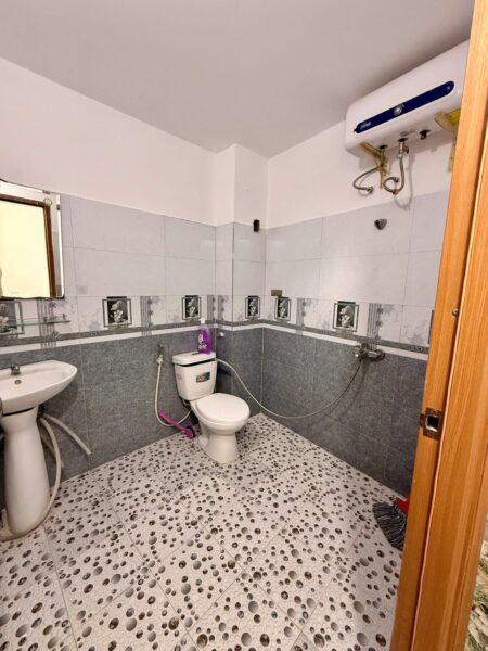 Nhà 2 tầng kiệt Âu Cơ , 75mv, 3950