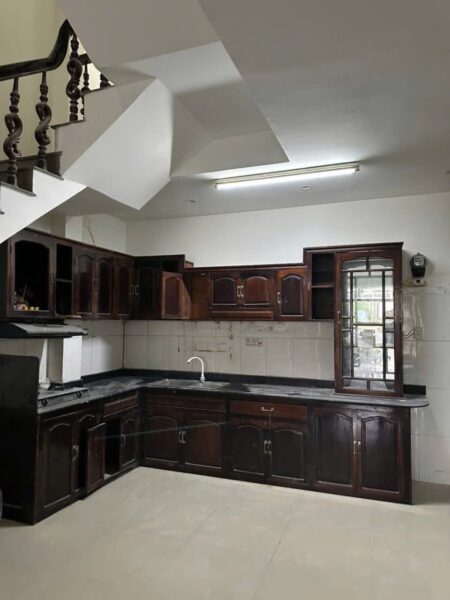 Nhà 3 tầng mặt tiền Dương Văn Nga 12ty