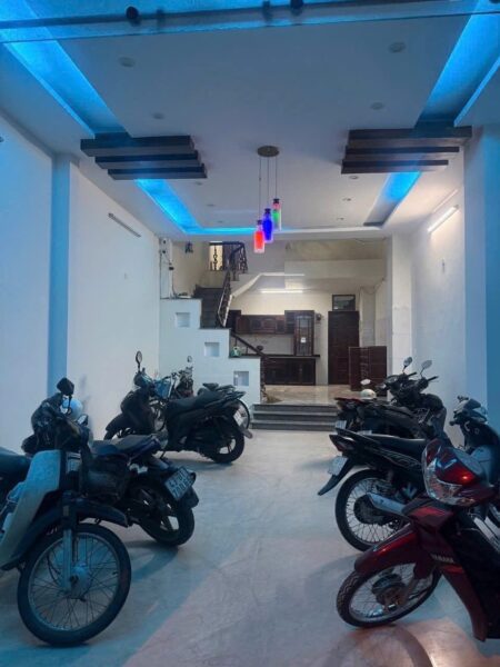 Nhà 3 tầng mặt tiền Dương Văn Nga 12ty