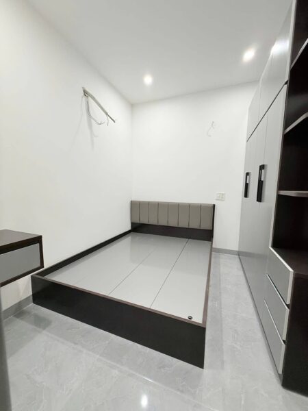 Nhà mê lửng kiệt Tôn Đản 56mv, 3650