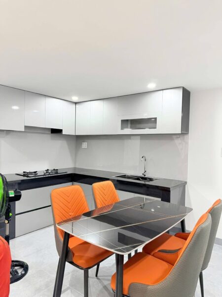 Nhà mê lửng kiệt Tôn Đản 56mv, 3650