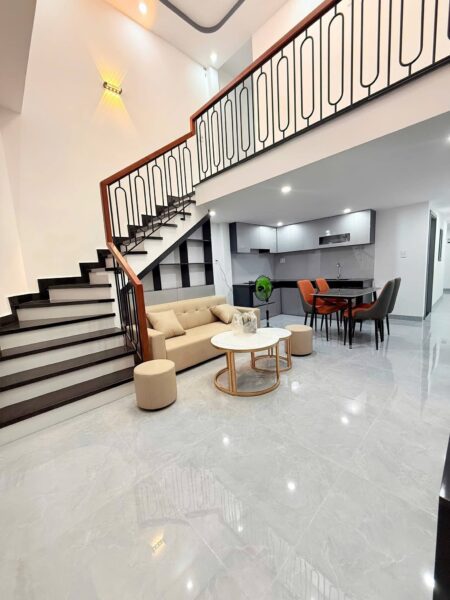 Nhà mê lửng kiệt Tôn Đản 56mv, 3650