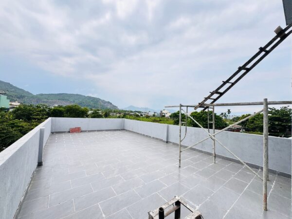 Nhà 3 tầng kiệt 500 tôn đản 110mv, 4680
