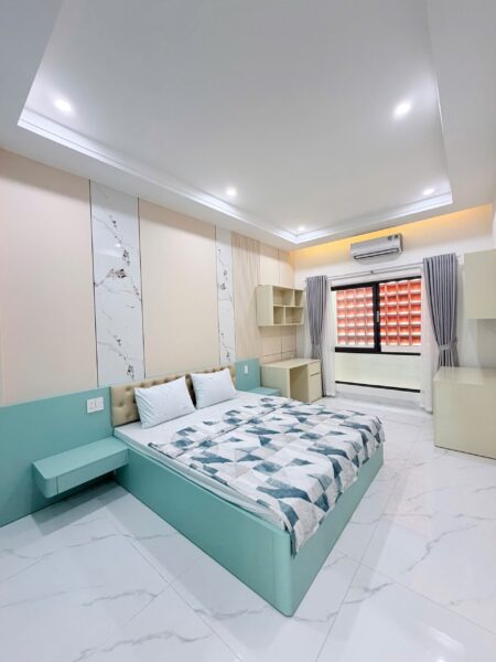 Nhà 3 tầng mặt tiền Thanh Lương 9300