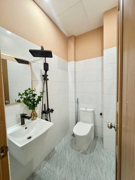 Nhà 3 tầng kiệt Lý Tự Trọng 54mv, 5950