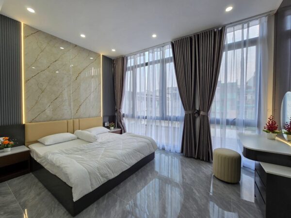 Nhà 4 tầng kiệt Lê Duẩn 72mv, 7ty4