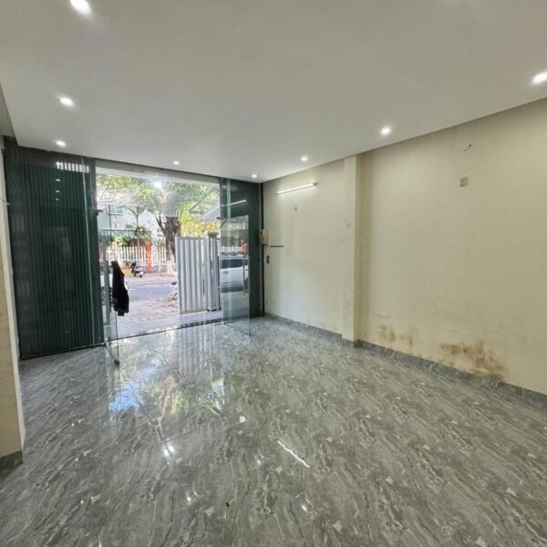 Nhà 2 tầng mặt tiền Lý Nhân Tông 93mv, 10ty8