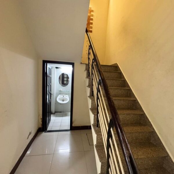 Nhà 2 tầng mặt tiền Lý Nhân Tông 93mv, 10ty8