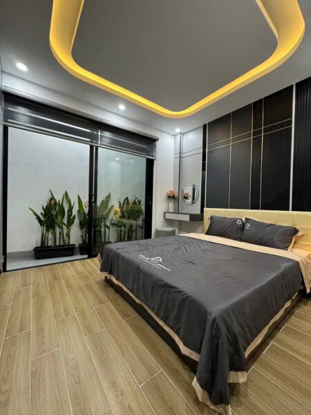 Nhà 3 tầng kiệt ô tô Nguyễn Chánh 5550