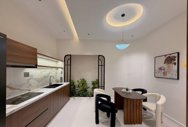 Nhà 3 tầng 2 mặt kiệt Trần cao Vân 6350