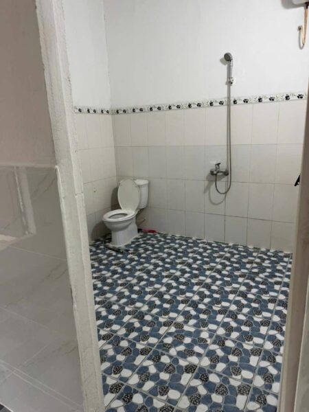Nhà mặt tiền Hoàng Văn Thái 125mv, 2ty5