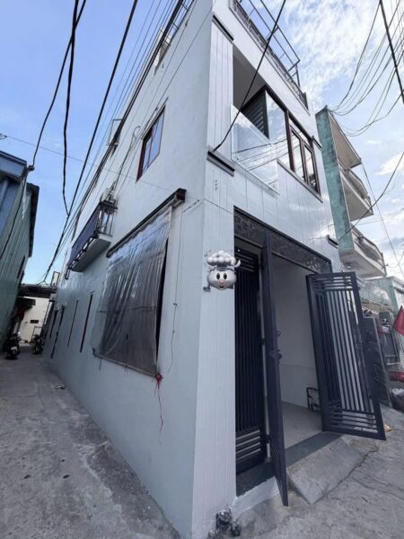 Nhà 3 tầng kiệt ô tô Nguyễn Công Hoan 4600
