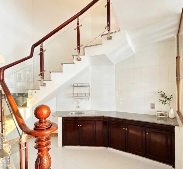 Nhà 3 tầng mặt tiền Điện Biên Phủ 7750