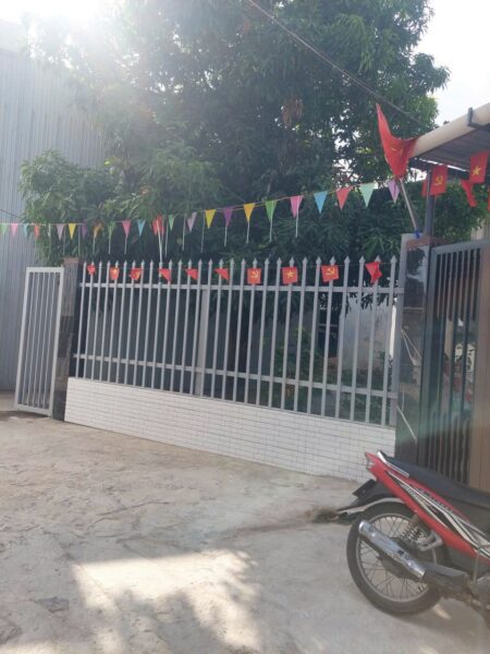 Đất kiệt ô tô Hoàng Văn Thái 64mv 2650
