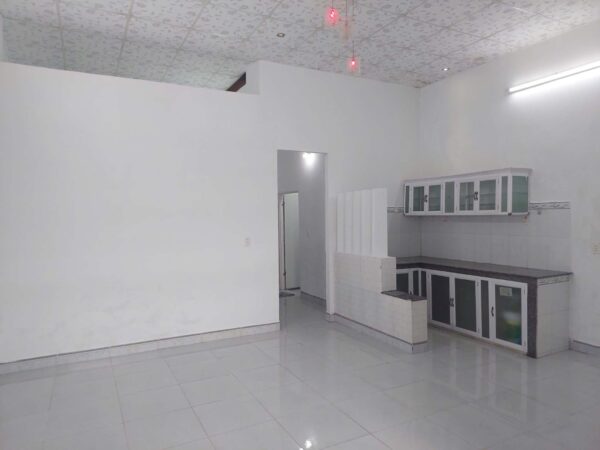 Nhà cấp 4 kiệt Âu Cơ , 60mv, 2950