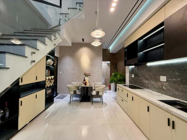 Nhà 3 tầng kiệt Trưng nữ vương 70mv, 6550