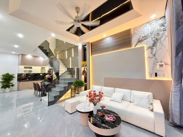 Nhà 2 tầng kiệt ô tô Trường chinh 82mv, 4750