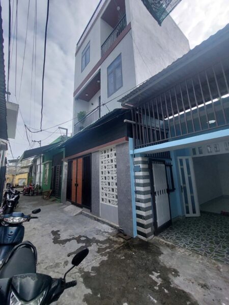 Nhà cấp 4 kiệt Âu Cơ , 60mv, 2950